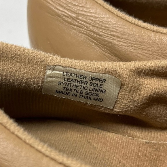 Bloch Tan Flats Slip-On Tap Dance Shoes. 9 1/2N. Leather. Beige Tan. Bloch taps - Picture 2 of 9